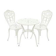       (Victoria) White